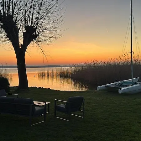 Ferienhaus Hafenidyll Am Peenestrom - Familienurlaub Bis 14 Personen