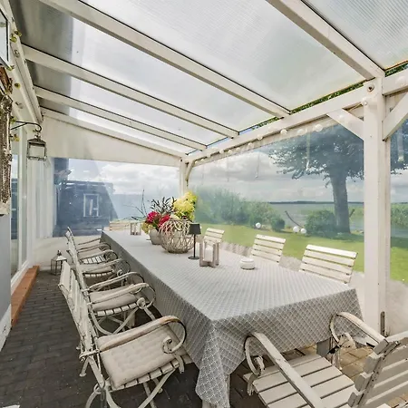 Ferienhaus Hafenidyll Am Peenestrom - Familienurlaub Bis 14 Personen