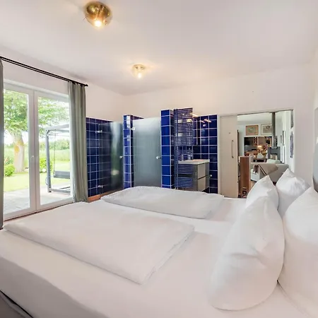 Hafenidyll Am Peenestrom - Familienurlaub Bis 14 Personen Ferienhaus