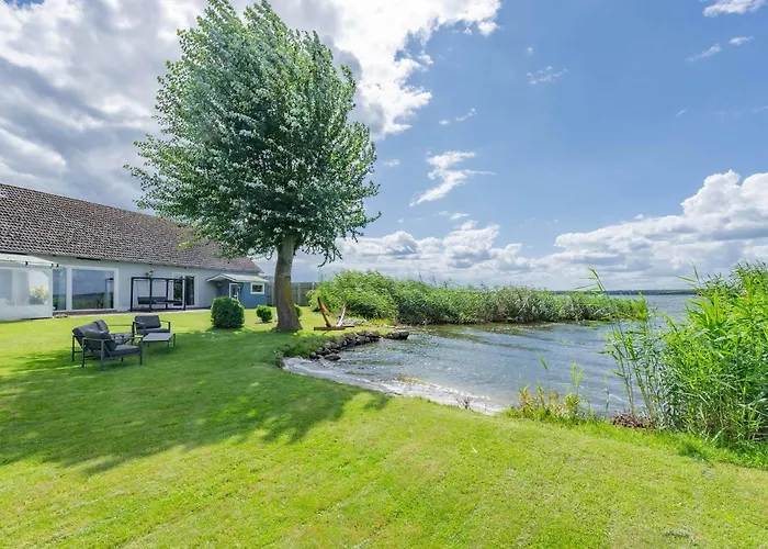 Hafenidyll Am Peenestrom - Familienurlaub Bis 14 Personen בית נופש